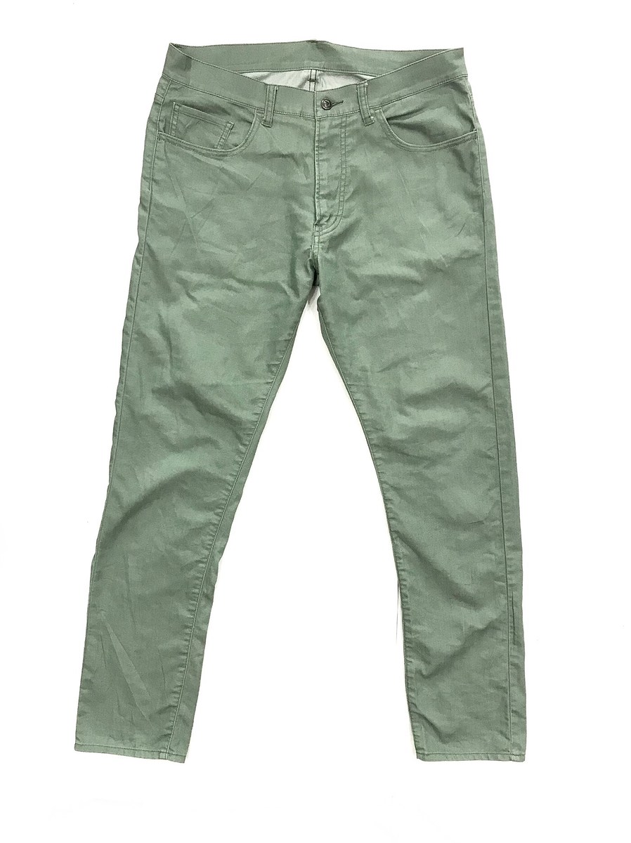 ~ € ~  กางเกง UNIQLO  สีเขียว  (34)     350.-   