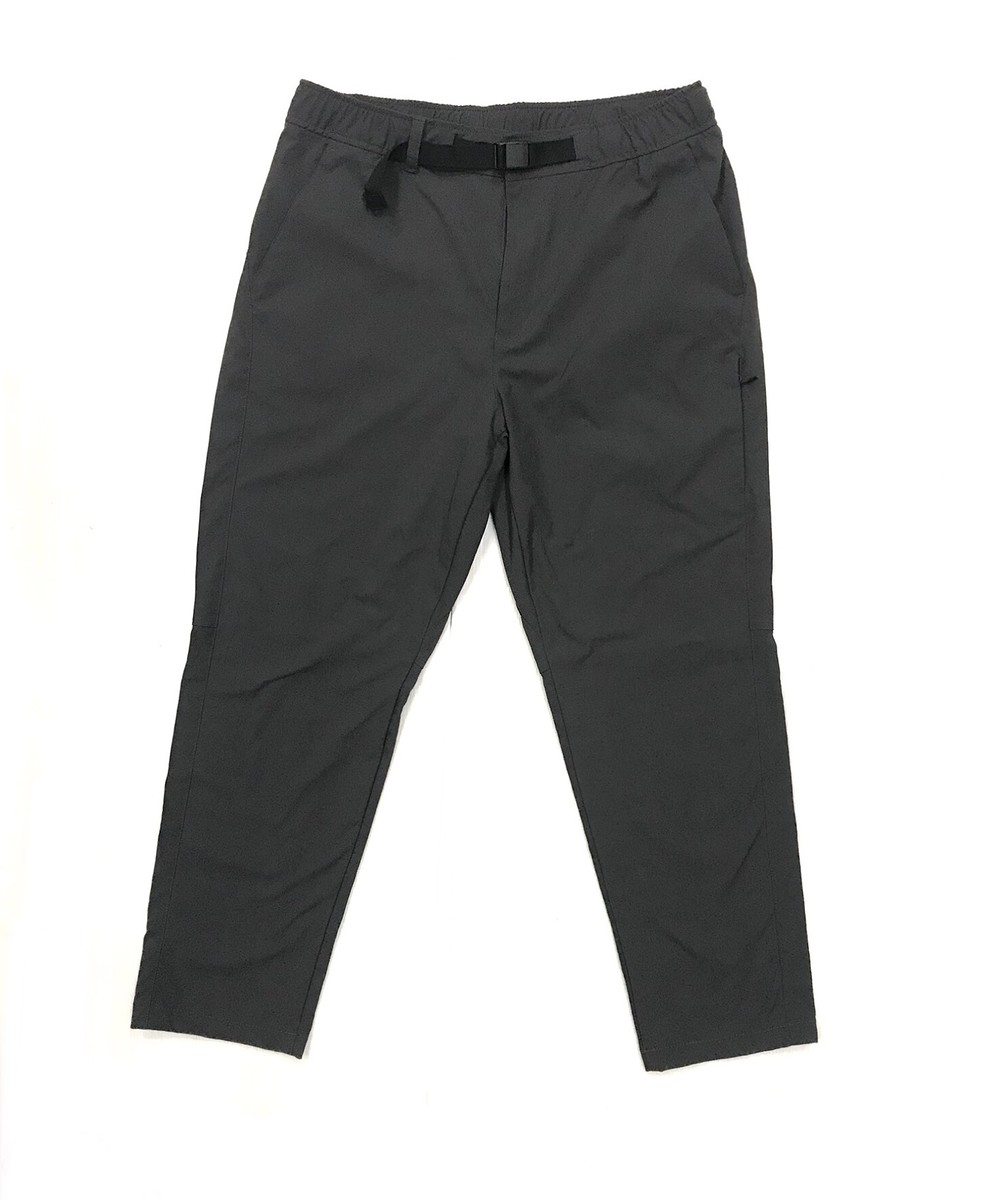 ~ € ~  กางเกง Uniqlo Nylon Utility Geared  (32-34)   350.-  