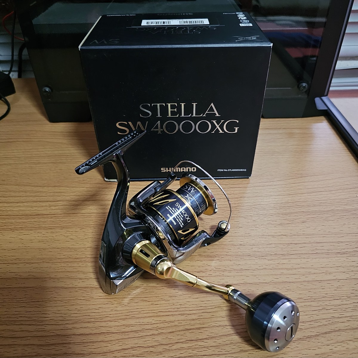 Vาย​รอก​ Shimano​ Stella​ SW4000XG ปี​ 13 สภาพน้องๆ​ ของใหม่​ อุปกรณ์​ครบ