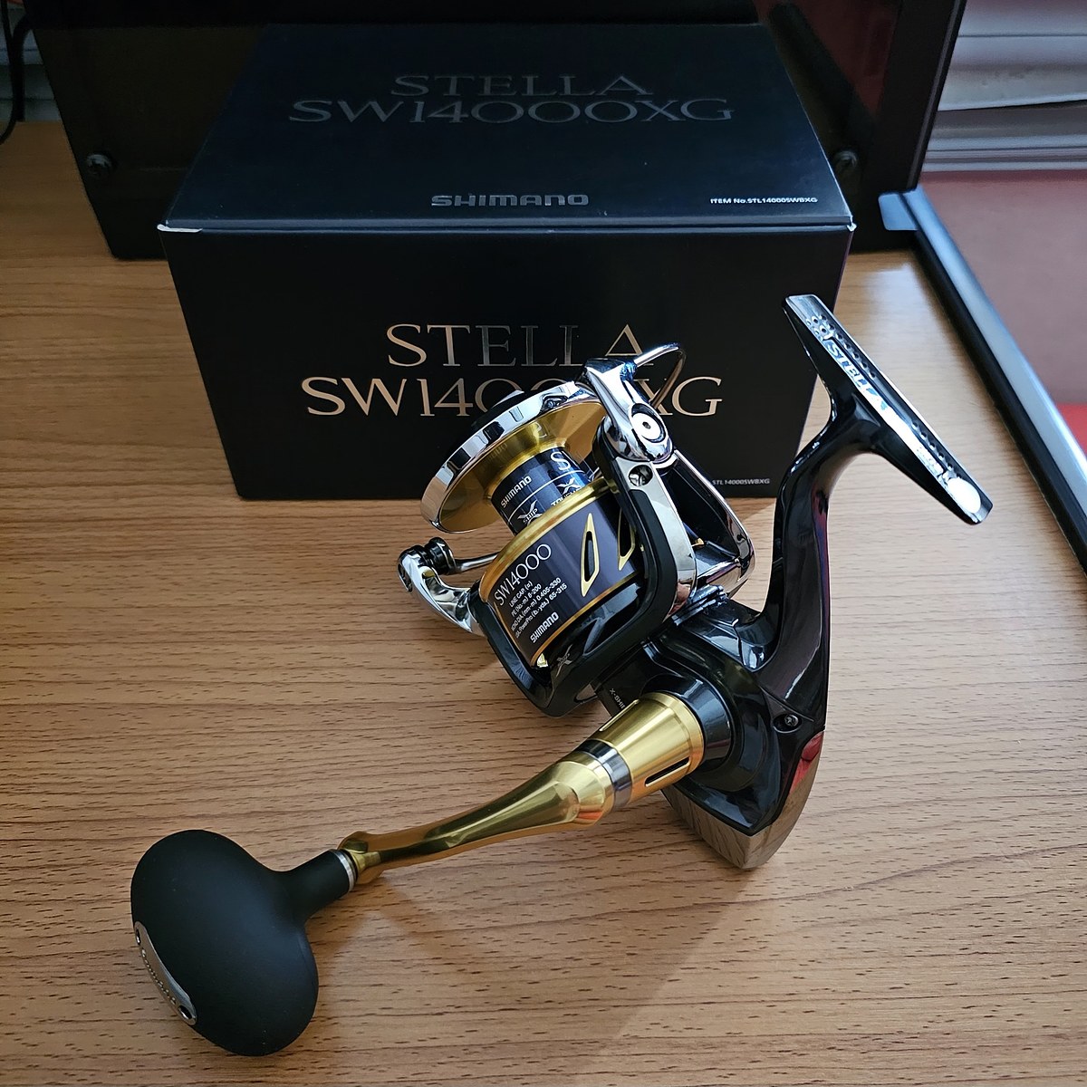 Vาย​รอก​ Shimano​ Stella​ SW14000XG ปี​ 13​ ของใหม่​ 100% อุปกรณ์​ครบ​