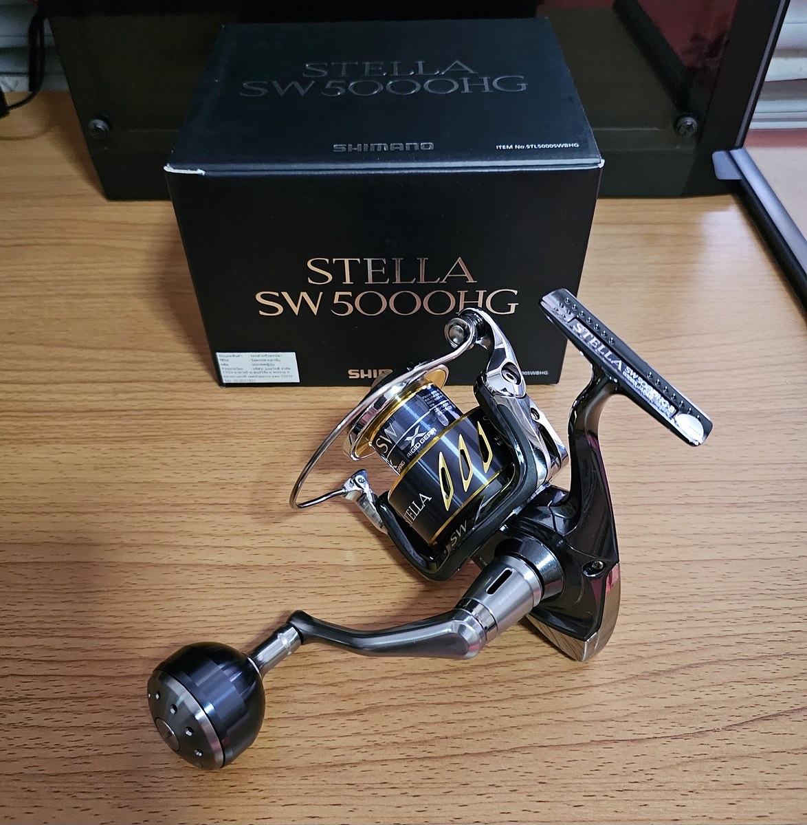 Vาย​รอก​ Shimano​ Stella​ SW5000HG ปี​ 13​ ของใหม่​ 100% อุปกรณ์​ + ประกันครบ