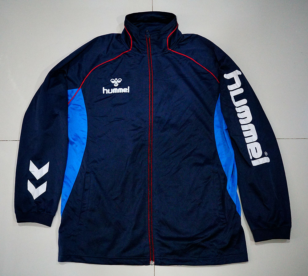 Hummel เสื้อคลุม 