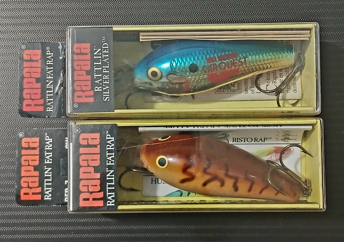 
[b]บนลงล่าง[/b]

1. Rapala Rattlin Fat Rap RFR-7 SB (Ireland)

2. Rapala Rattlin Fat Rap RFR-7