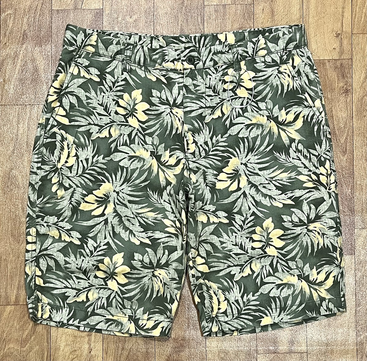 กางเกงขาสั้น UNIQLO SHORT PANTS