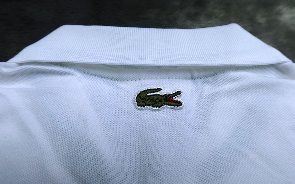 LACOSTE CLASSIC FIT