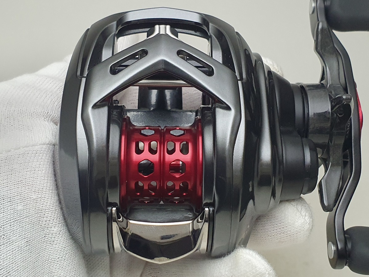  [q]

 [center] [b]*  *  *  *  DAIWA ALPHAS AIR TW 7.1R 2022 *  *  *  *[/b][/center]


[/q]