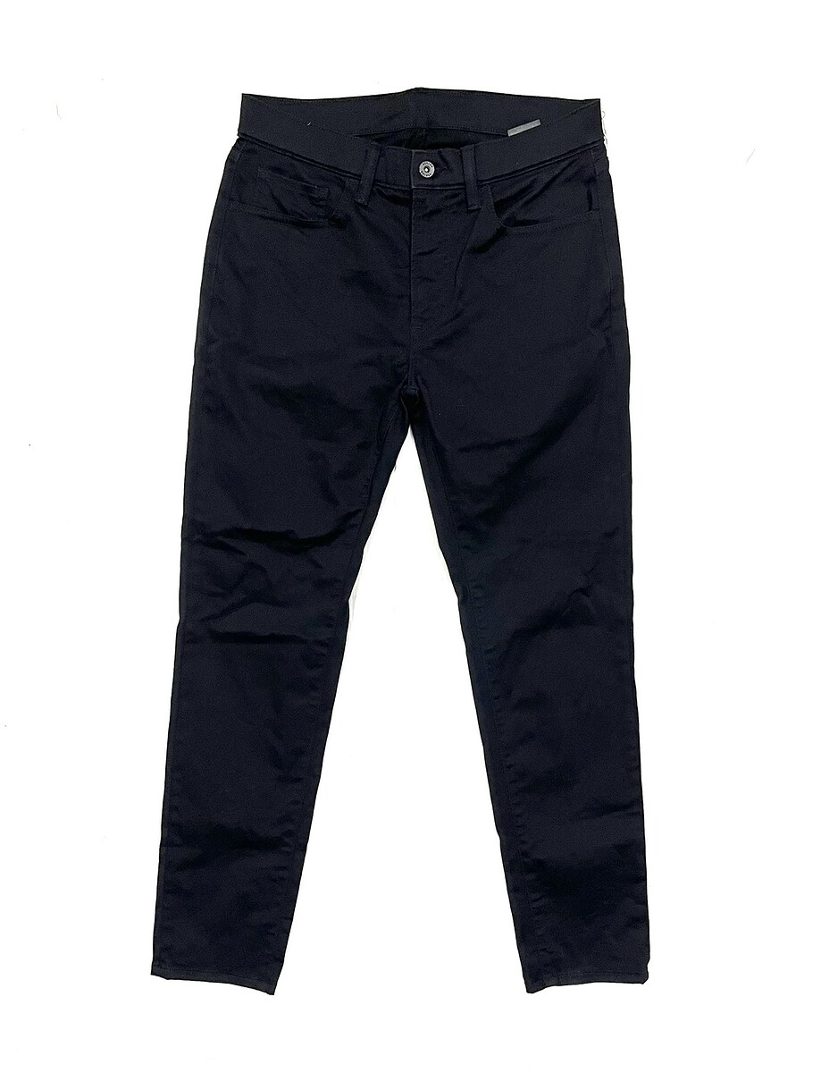 ~ € ~  กางเกง UNIQLO ULTRA STRETCH (31-32)    300.- 