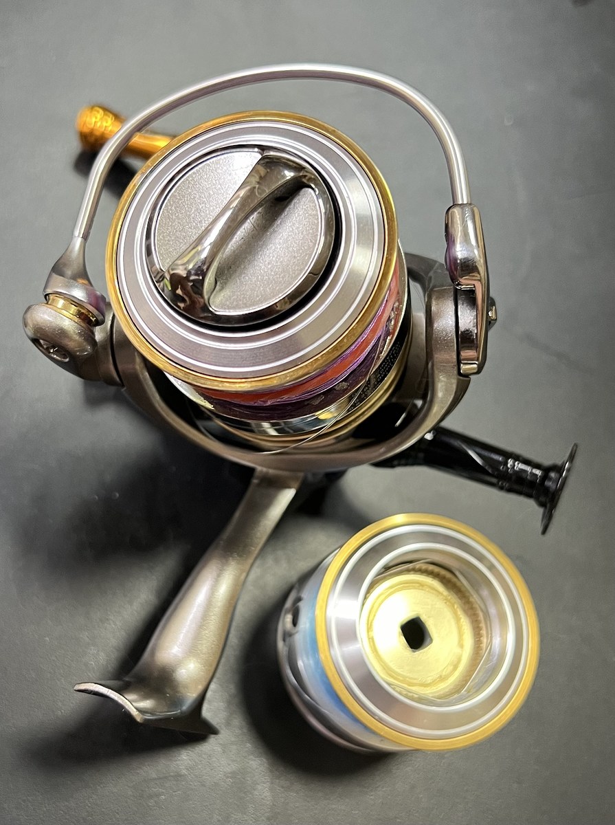 Daiwa luvias 2506  ปี 2012
มีมาแต่ตัวรอก  แต่งมาครบ