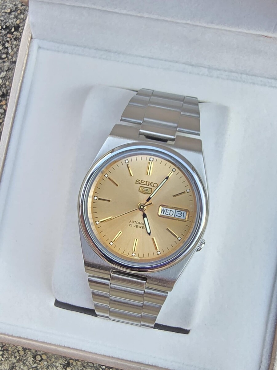 นาฬิกา Seiko 5​ Automatic กลไกลระบบเครื่อง 6309 หน้า​ทองVintage หลักแท่งทอง