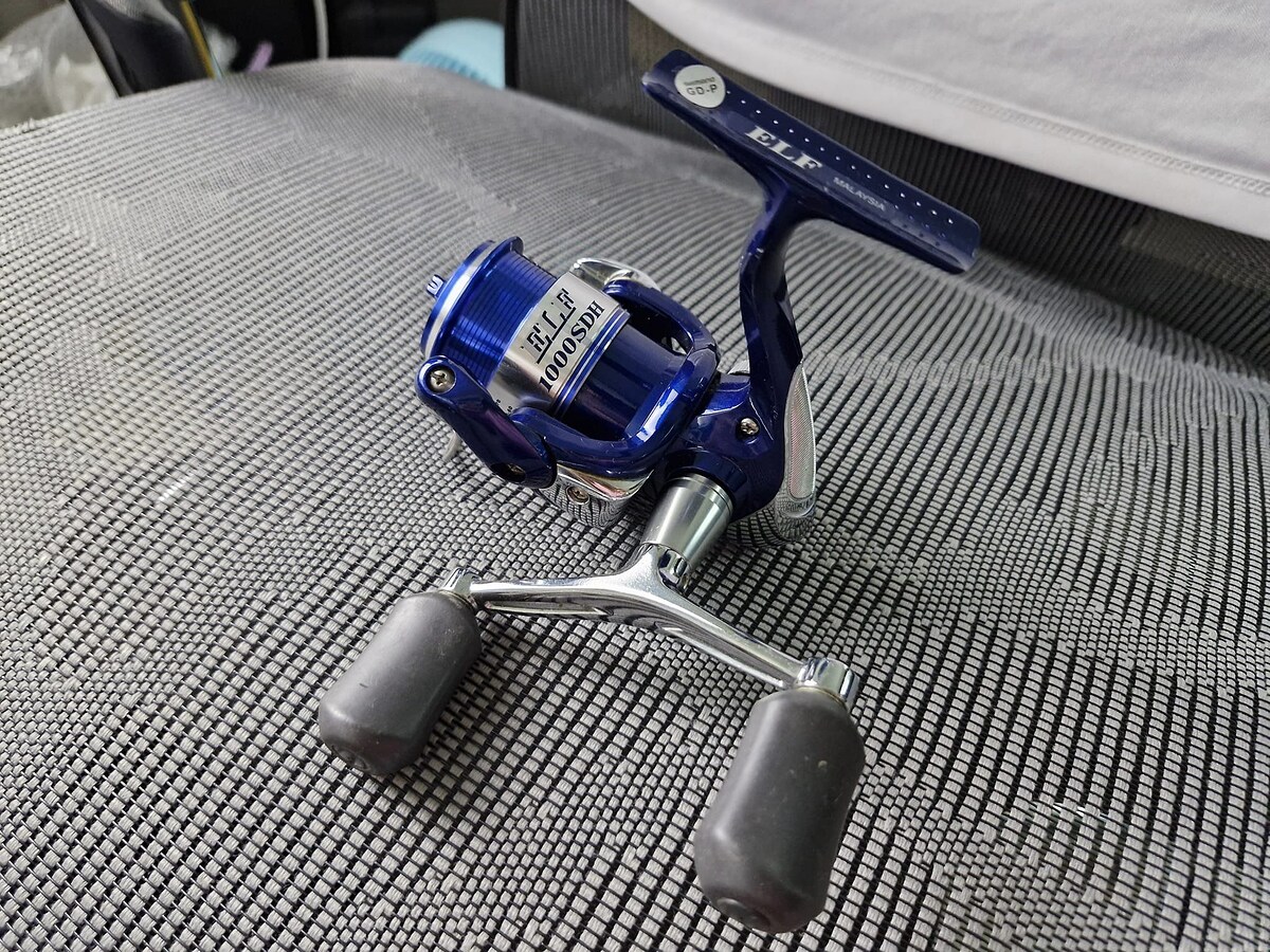 รอกสปิน Daiwa///shimano