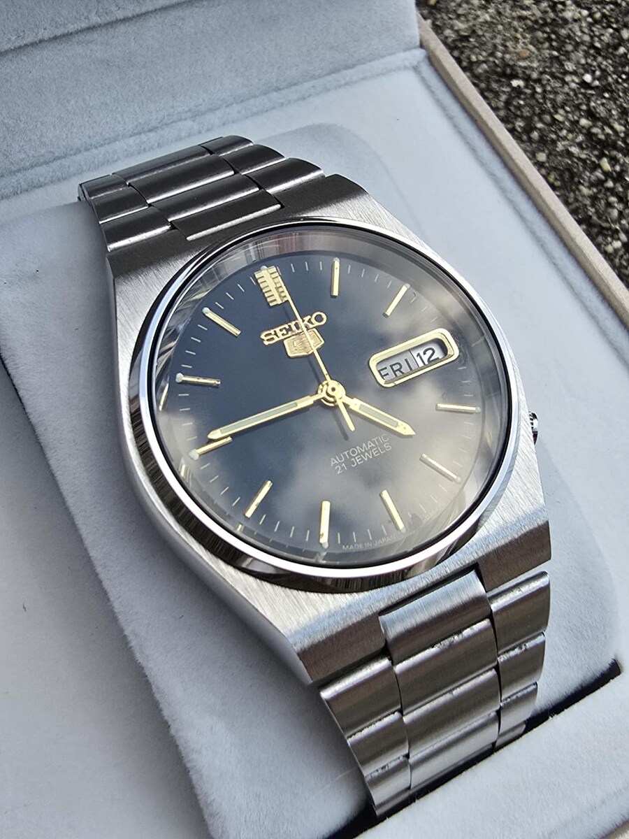 นาฬิกา Seiko 5​ Automatic
กลไกลระบบเครื่อง 6309 หน้า​ดำVintage
หลักแท่งทอง
=====#ของแท้100%====
