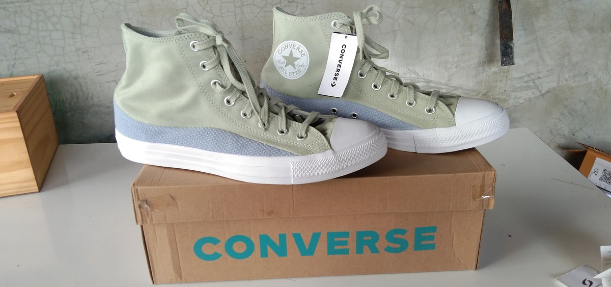 รองเท้า CONVERSE หุ้มข้อ 