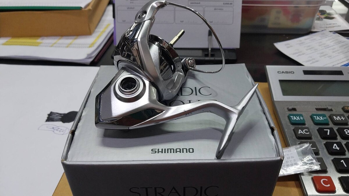 บอดี้รอก Shimano Stardic 2023 เบอร์ 2500