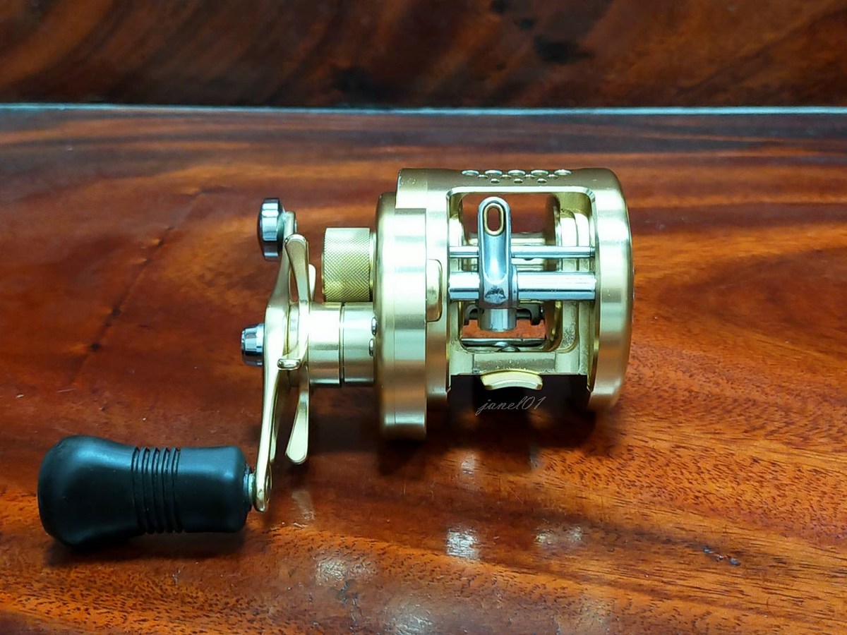 SHIMANO CALCUTTA CONQUEST 400F