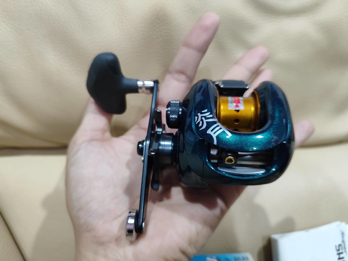 ขายรอกเบท Shimano Jig รอบ 7   หมุนขวา  Made In Japan หายาก นะครับ