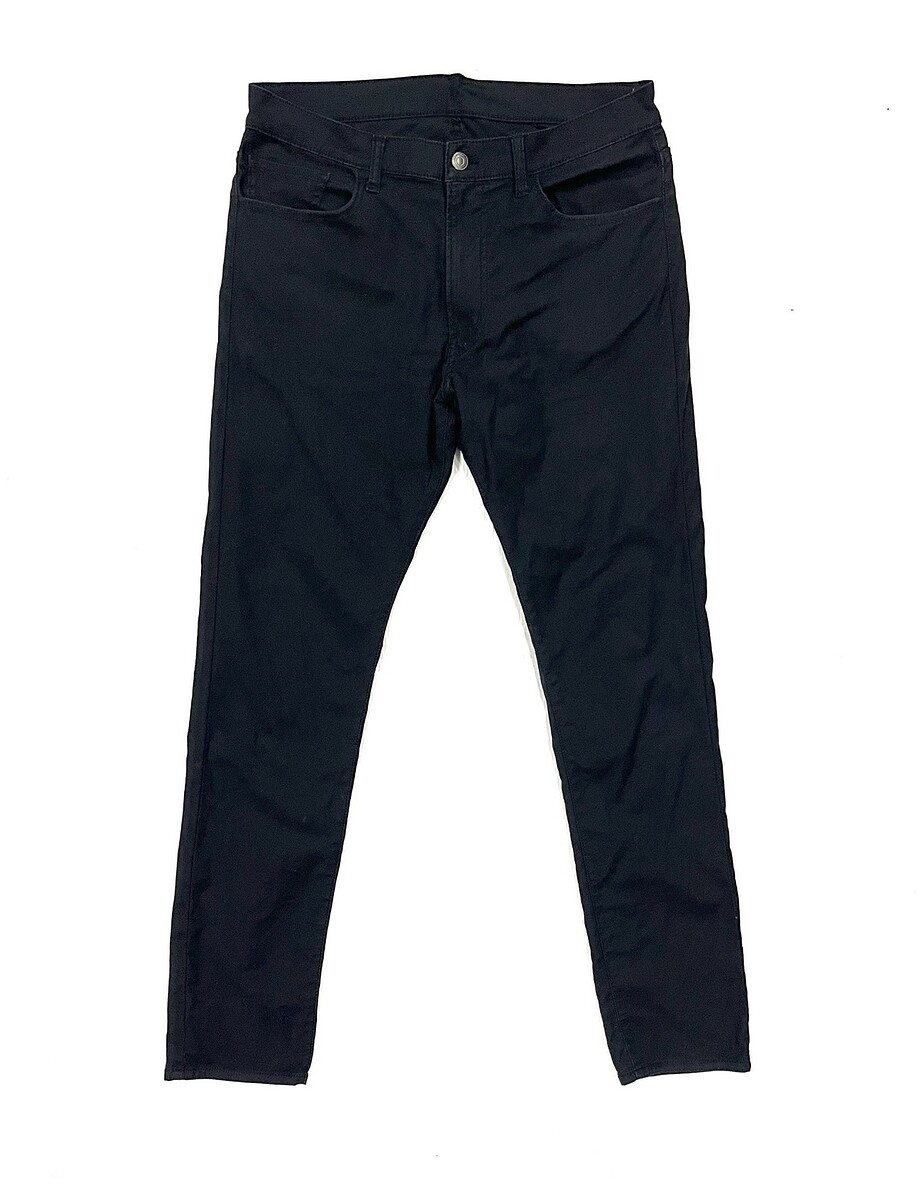 ~ € ~  กางเกง UNIQLO   (32-33)     270.-   