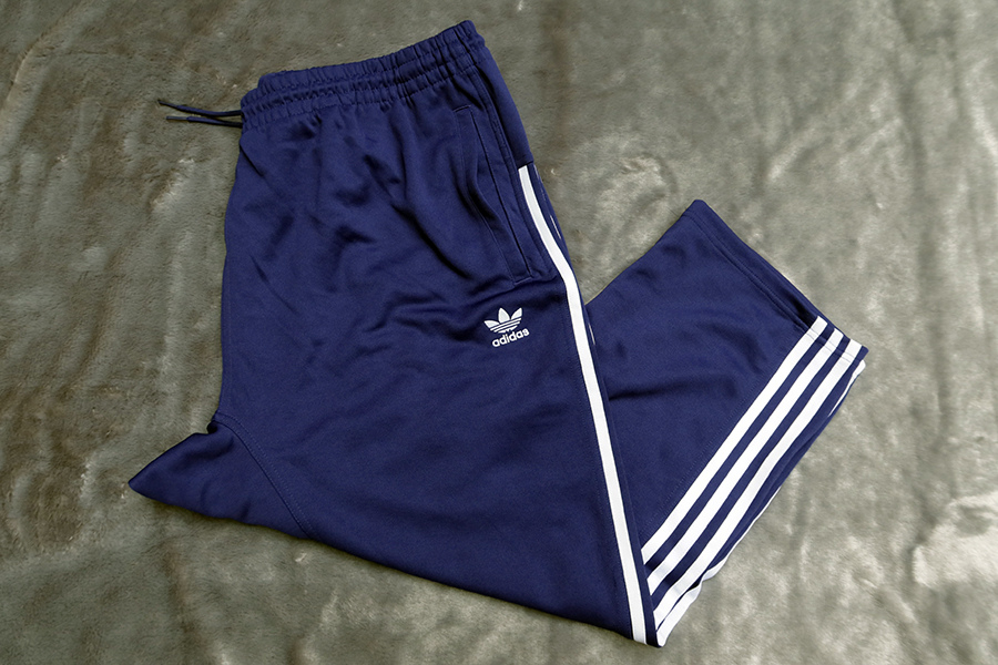 adidas Relax Cropped /w.40-44 กางเกงขายาว 4/5 ส่วนสีสวยใหม่แท้ รวมส่ง flash