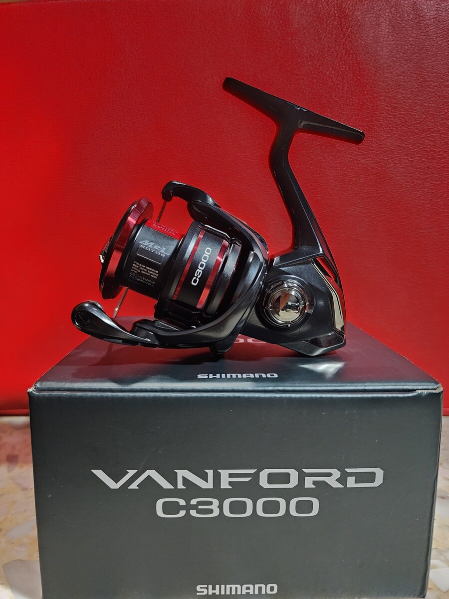 2. Vanford 20  c3000 รอบ 5.3:1 เบรค 9kg ลูกปืน 7+1
นน. 180g  pe 1.5-270 , 2-200 ของใหม่ 5200 รวมส่ง