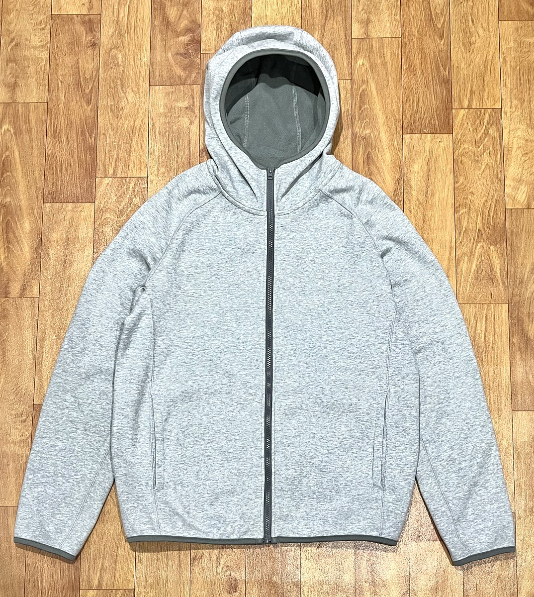 เสื้อ UNIQLO BLOCKTECH FLEECE ZIP HOODIE