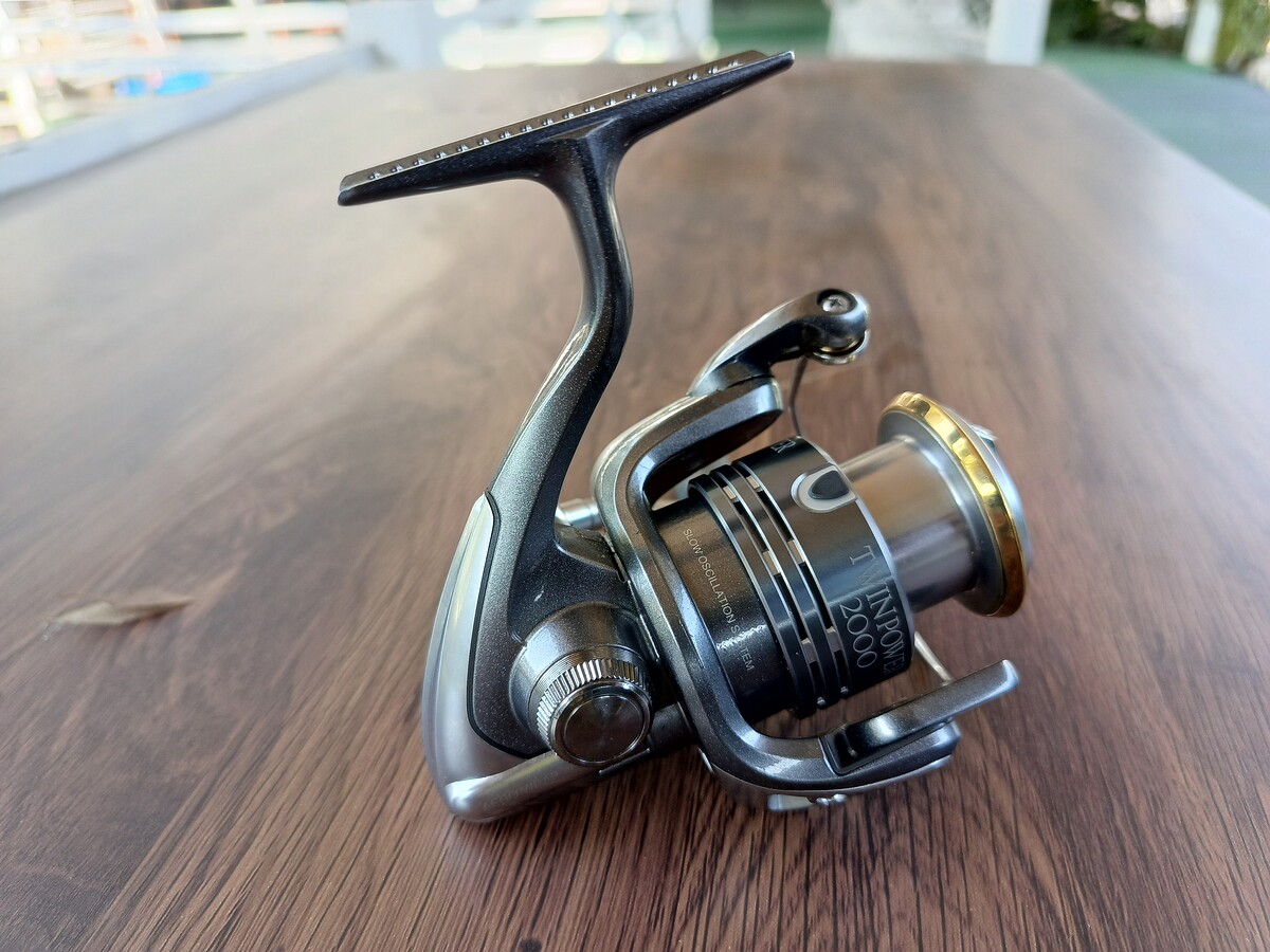 รอก Shimano Twin Power เบอร์ 2000 ปี 2008 ครับสวยๆไม่มีรอยคับเนียนๆ