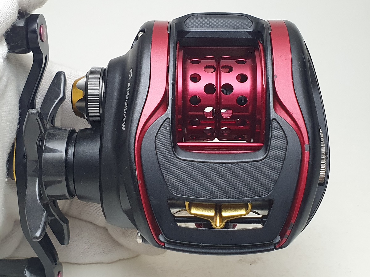  [q]

 [center] [b]*  *  *  *  DAIWA T3 AIR 6.8R-TW 2012 *  *  *  *[/b][/center]


[/q]