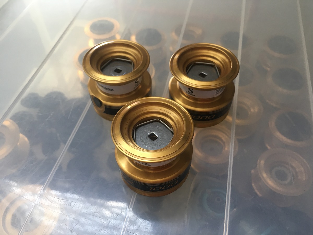 สปูน Shimano 1000,2500,2500HG,4000
