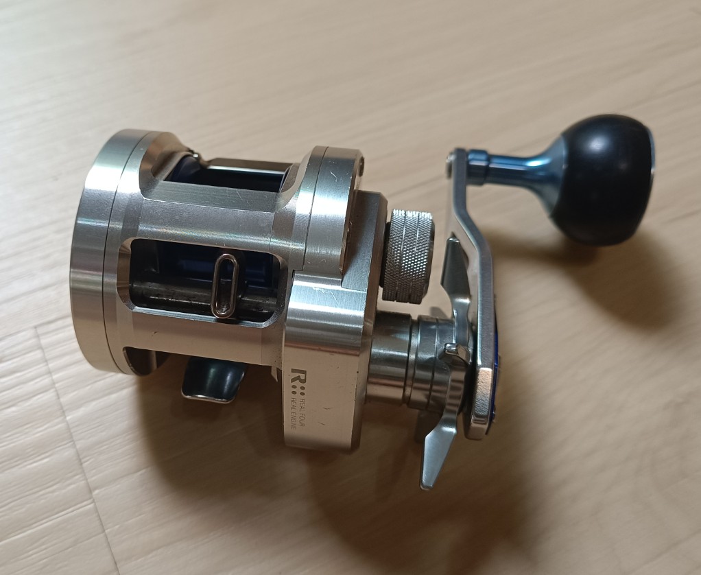 Ryoga bay jigging C2020PE-HL