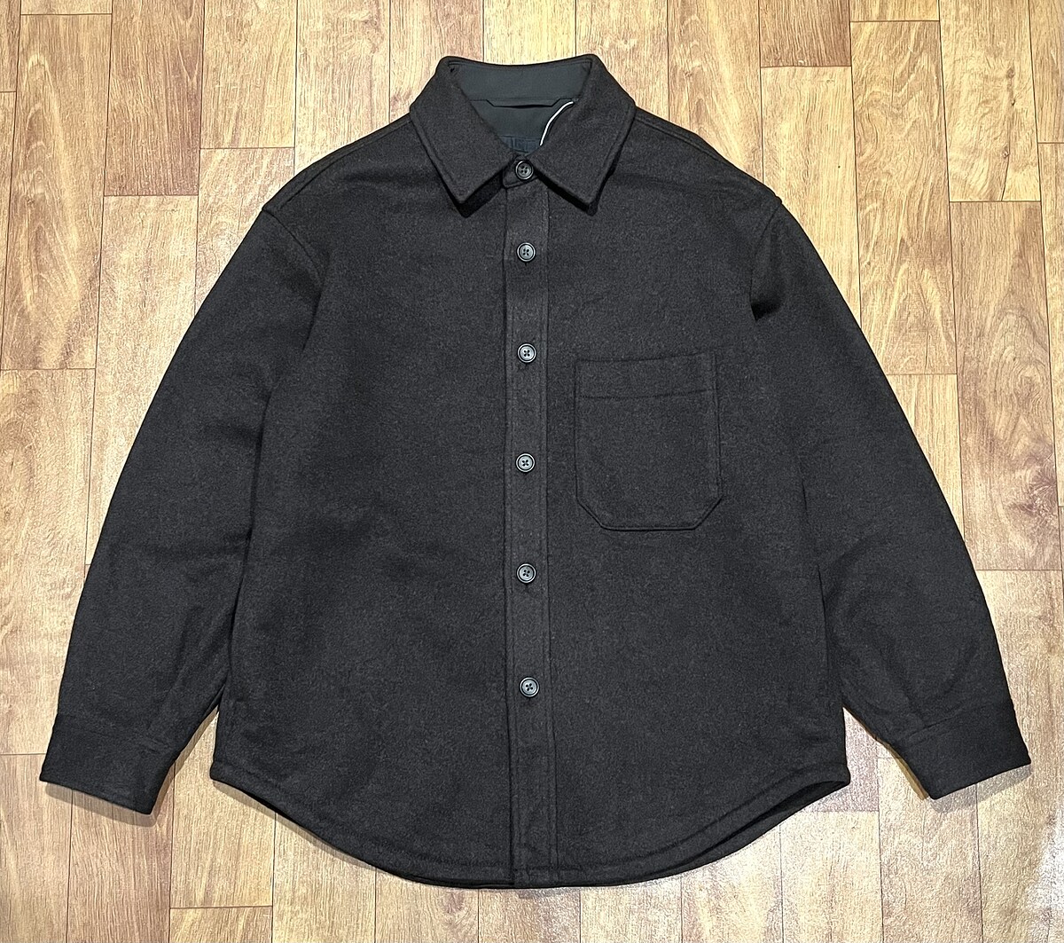 เสื้อ UNIQLO OVERSIZE JACKET 