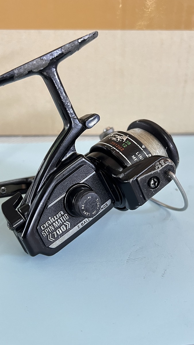รอกDaiwa Spinmatic700 