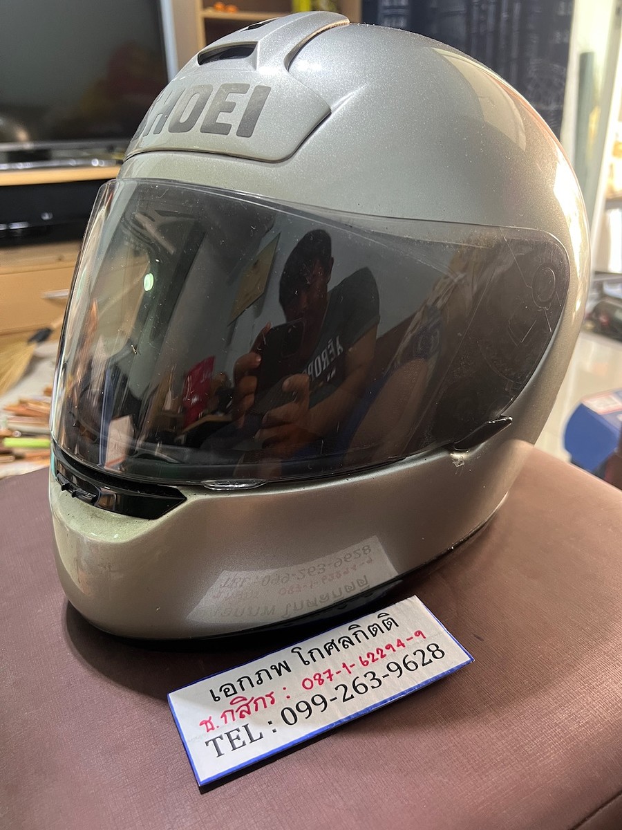 หมวกกันน็อค shoei