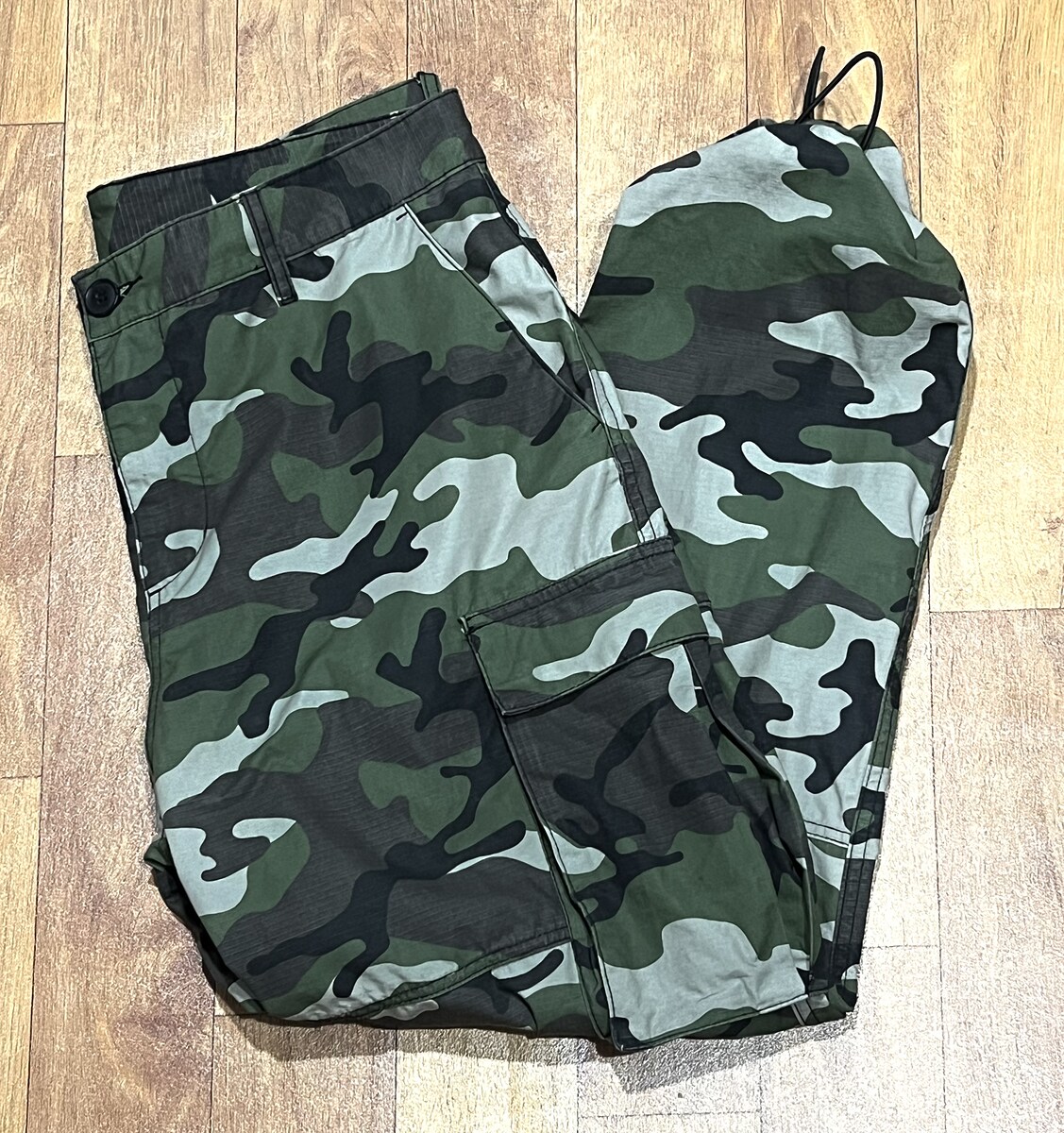 กางเกง H&M CARGO CAMO PANTS 