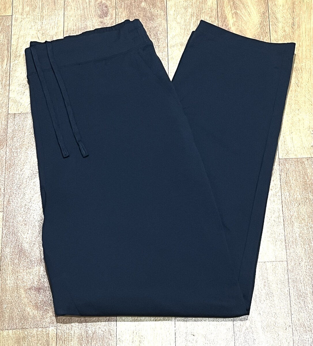 กางเกง UNIQLO Ultra Stretch Active Tapered Pants