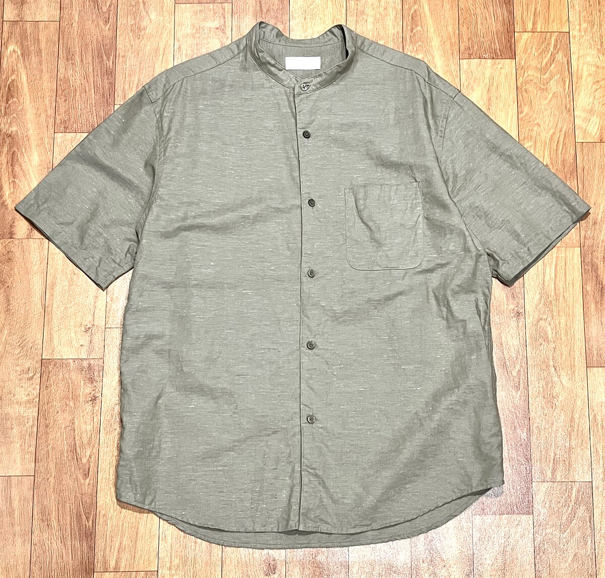 เสื้อ Uniqlo Linen Stand Collar Short-Sleeve Shirt