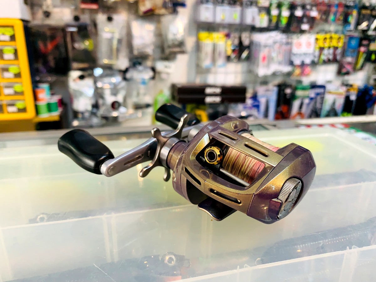 รอก Daiwa Alphas 103 ม่วง