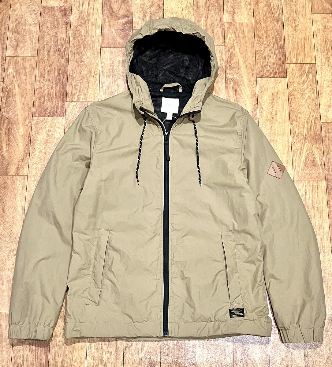 เสื้อ H&M Nylon windbreaker Jacket