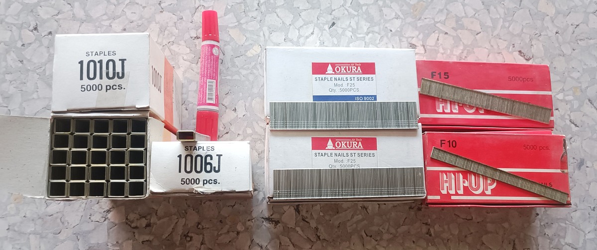 ลูกแม็ค ขาคู่ 1006J  (5000 ตัว)   มี  1  กล่อง   ขาย  25 บ./กล่อง (ขายแล้วครับ) ***
           ขาคู