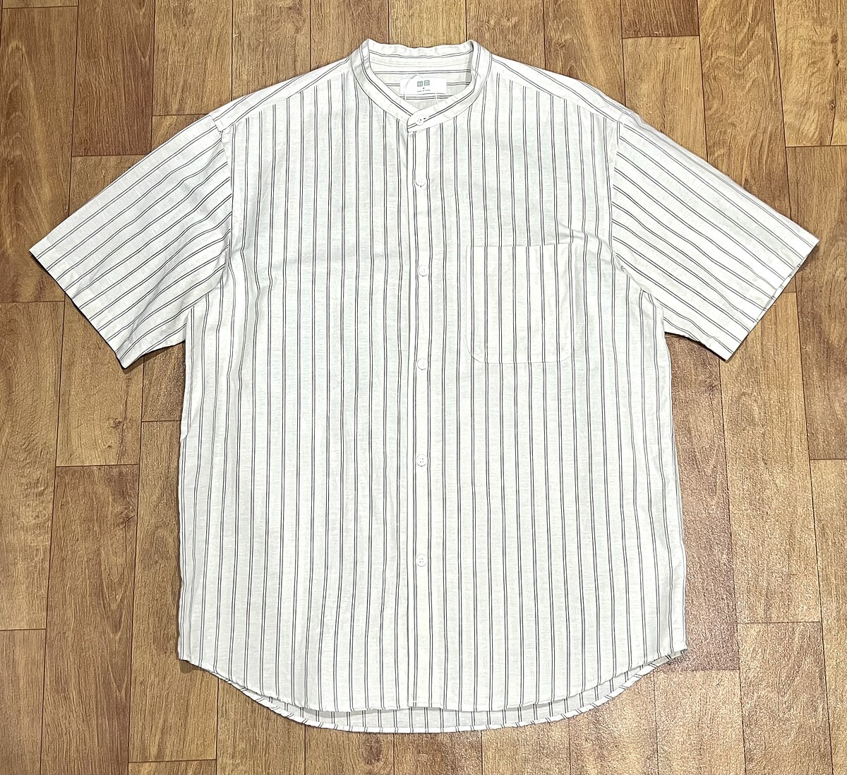 เสื้อเชิ้ต UNIQLO Linen Stand Collar Striped Short-Sleeve Shirt