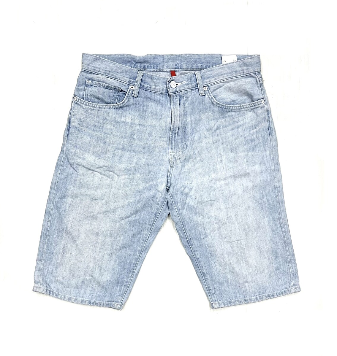~ € ~ กางเกงยีนส์ขาสั้นผู้ชาย UJ UNIQLO  (33)   160.- 