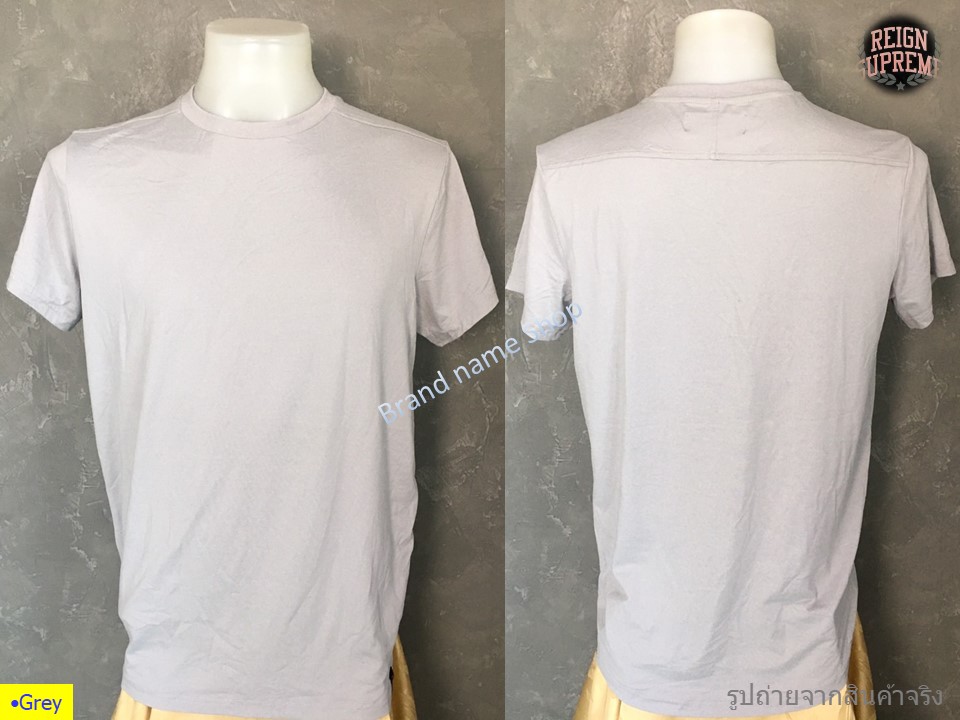 •Grey
Size S  : (สำหรับรอบอก 38-39”) อกกว้าง 19.5 นิ้ว เสื้อยาว 26.5 นิ้ว มี 2 ตัว 
Size M  : (สำห