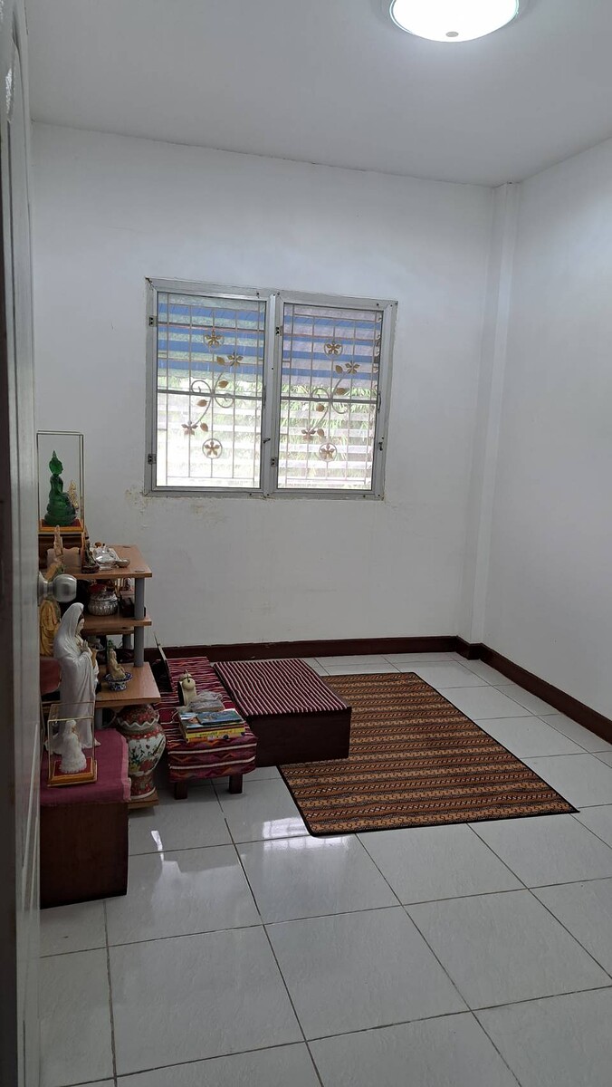ห้องพระ