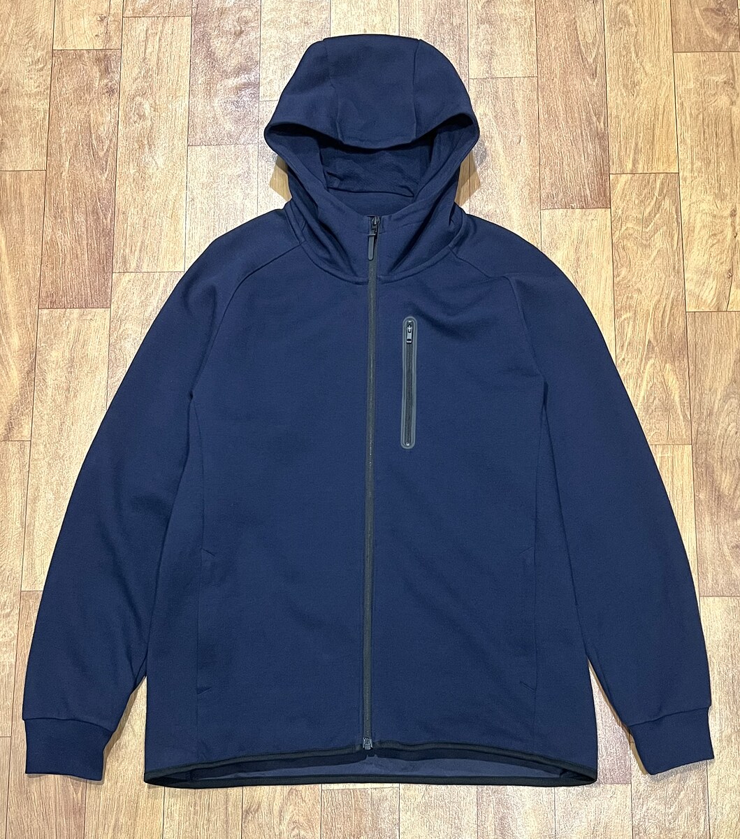 เสื้อ UNIQLO DRY STRETCH JACKET 