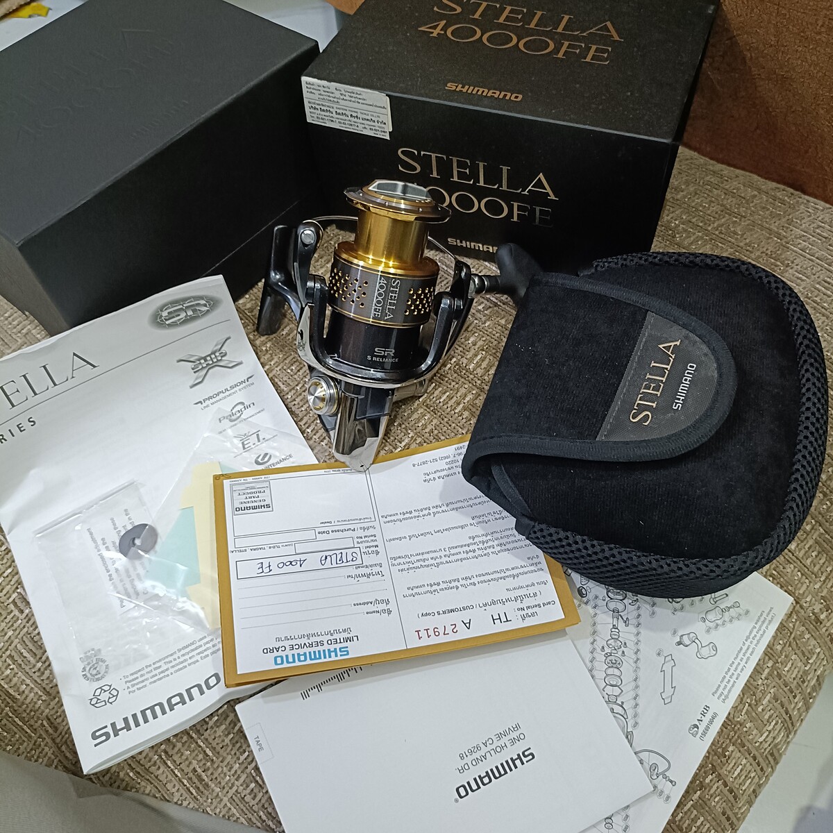 ==>Shimano Stella 4000FE ปี10 สวยใสกริปเหมือนใหม่