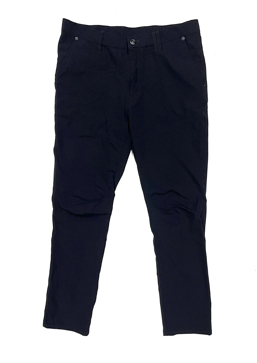 ~ € ~  กางเกง Field Core  (32-33)      300.-