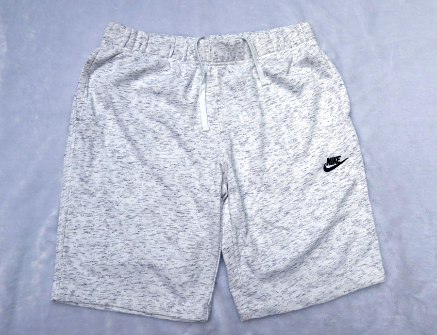 nike short /L (34-36) กางเกงขาสั้นเอวยางยืดสวยใหม่ลิขสิทธิ์แท้ รวมส่ง Flash