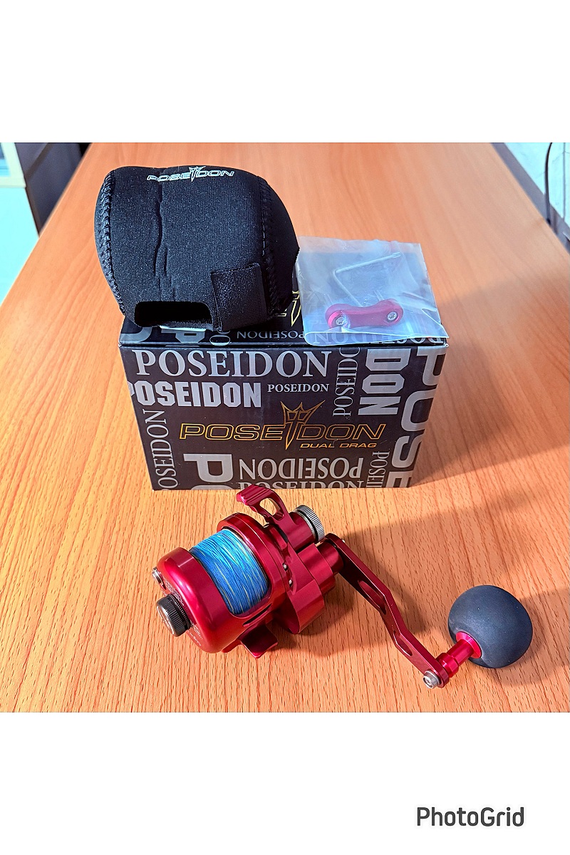 Vายรอกเบท POSEIDON 200R สีแดง-ดำ หมุนซ้าย สภาพ 95% กล่องอุปกรณ์ครบ