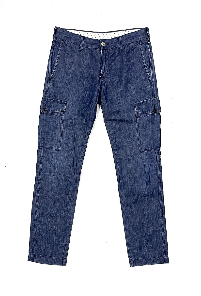 ~ € ~  กางเกงยีนส์ Levi’s Cargo (31)     270.-
