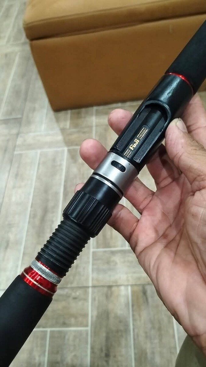 รีซีส FUJI