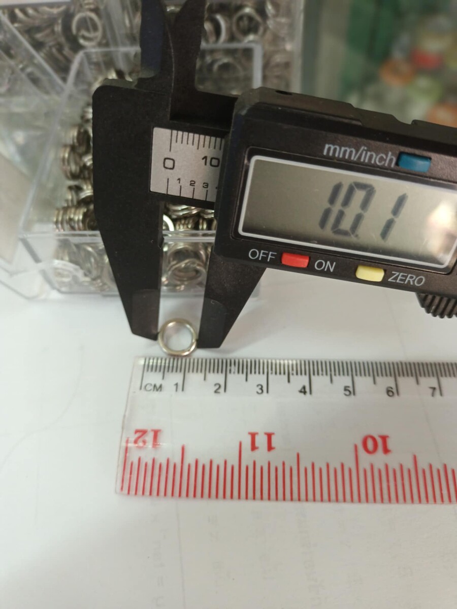 

  นอก  10.1 มม.