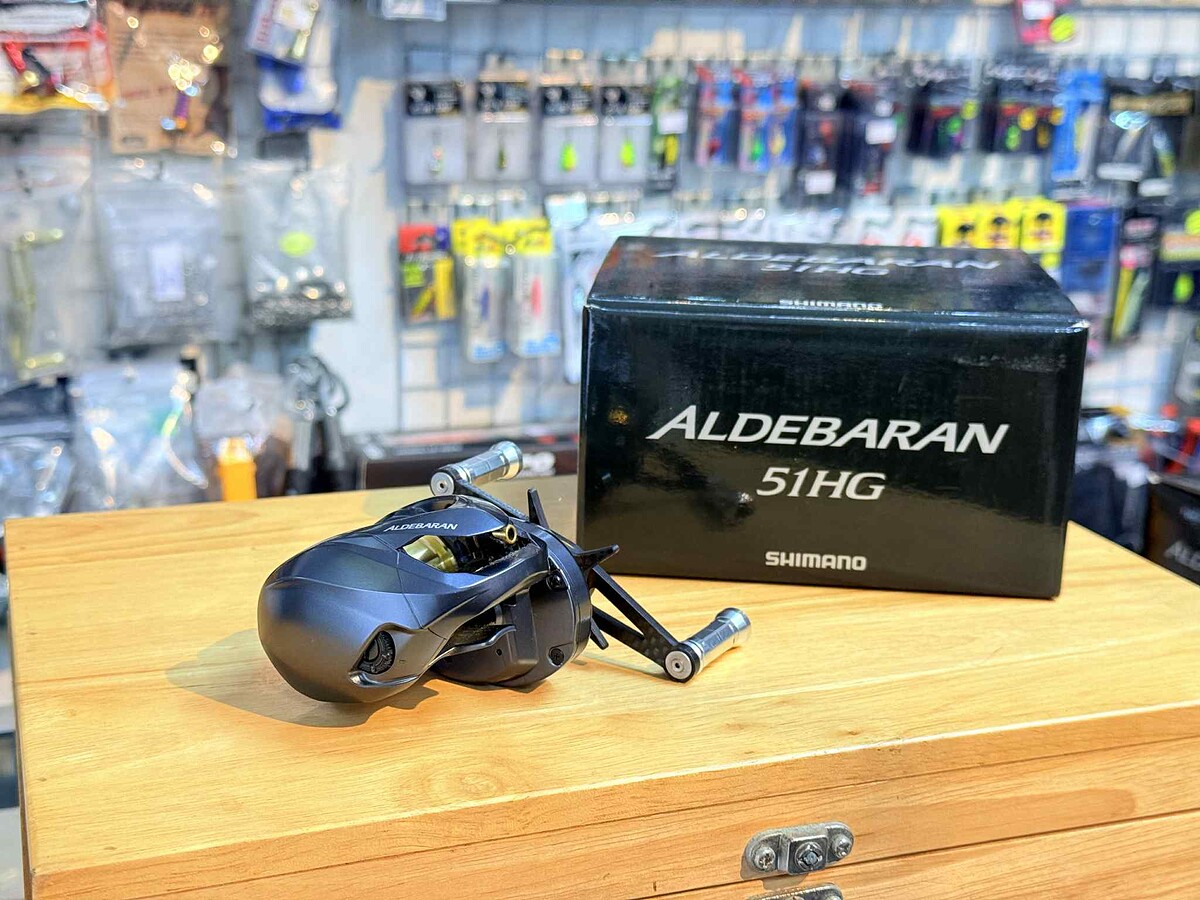 รอก Shimano Aldebaran 51HG