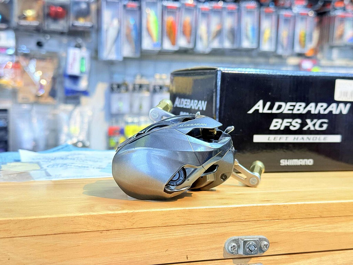 น้ำหนักเบาครับ  :cool: